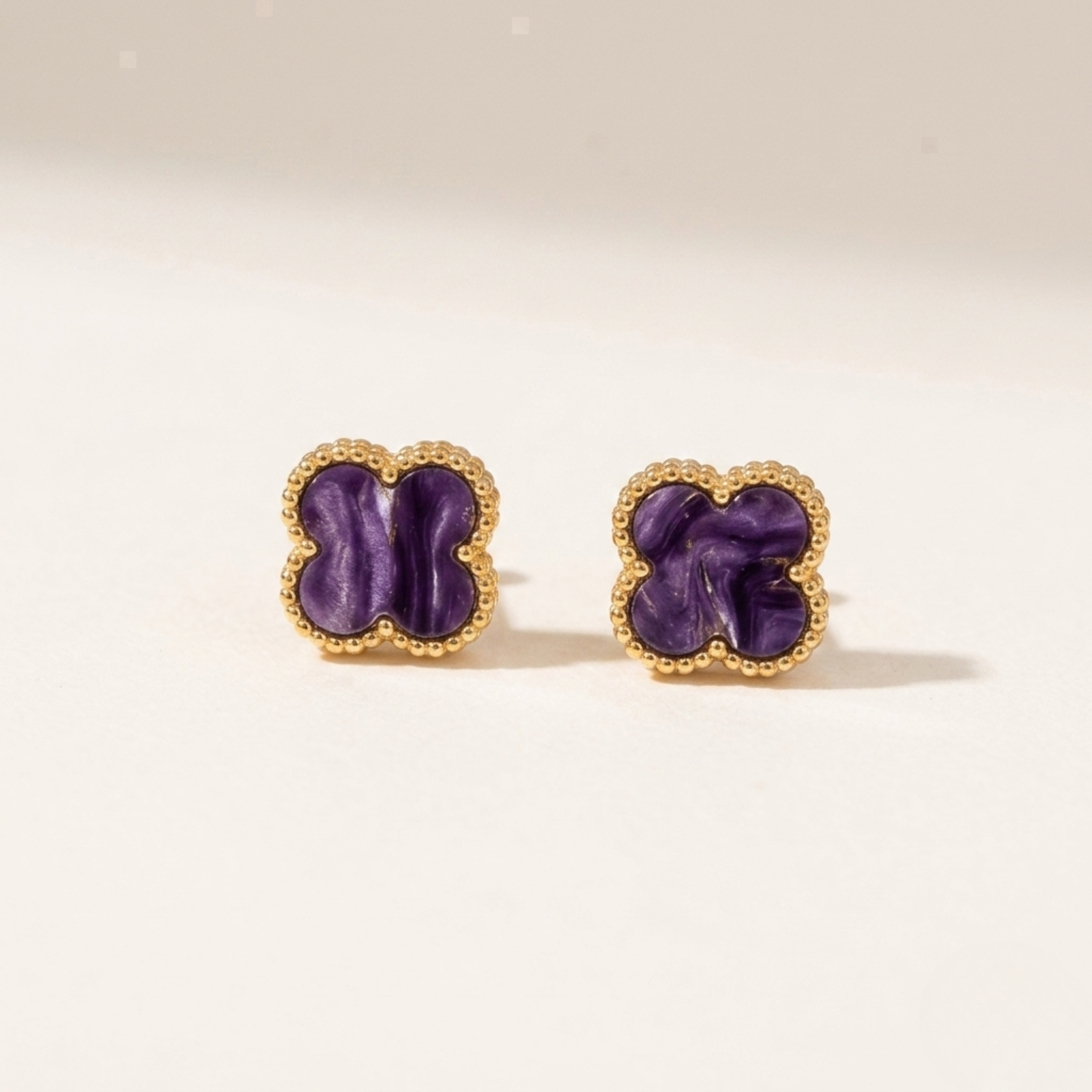 Purple clover stud earrings, gold plated