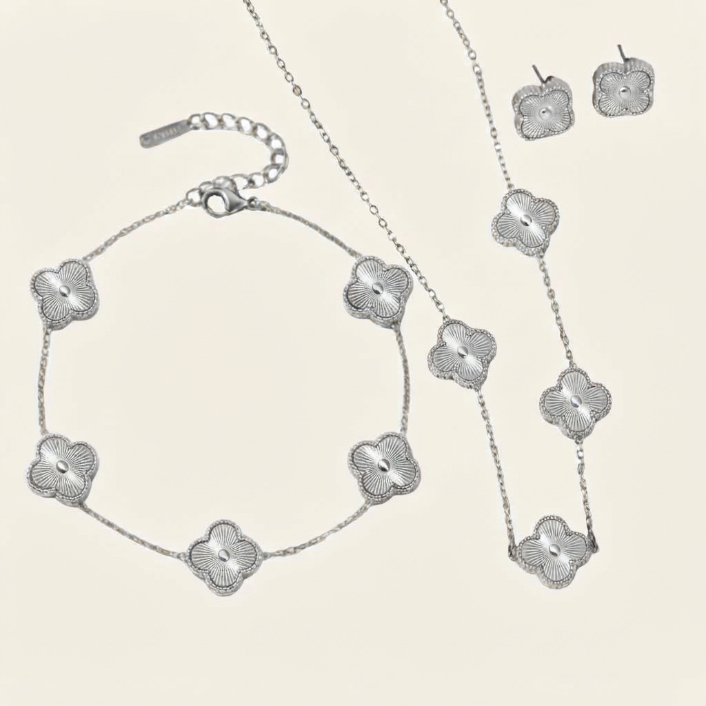 Silver clover jewellery set: five clover necklace, bracelet and stud earrings